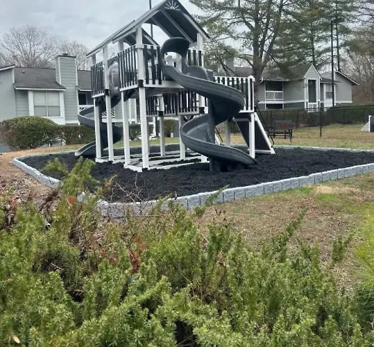 Northcliffe 404 I Fully Furnished 1 Bedroom 1bth *